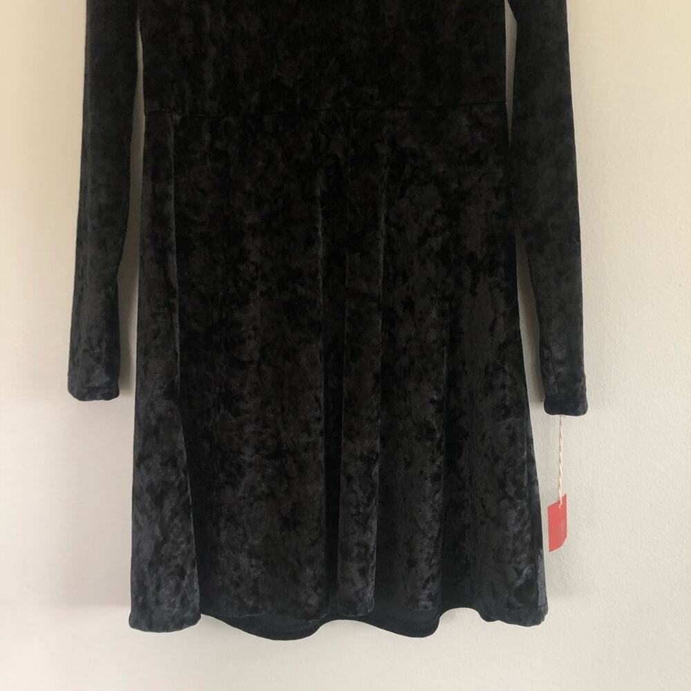 NWT Mossimo Velvet Long Sleeve Dress Ruffle - Picture 6 of 8